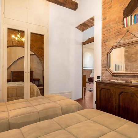 Il Chiostro Apartment Сиена Екстериор снимка