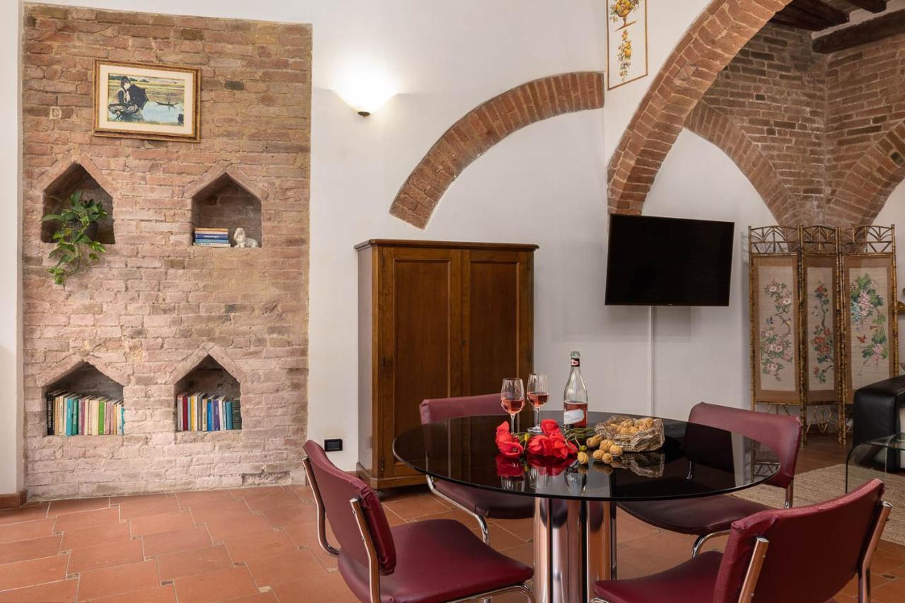 Il Chiostro Apartment Сиена Екстериор снимка